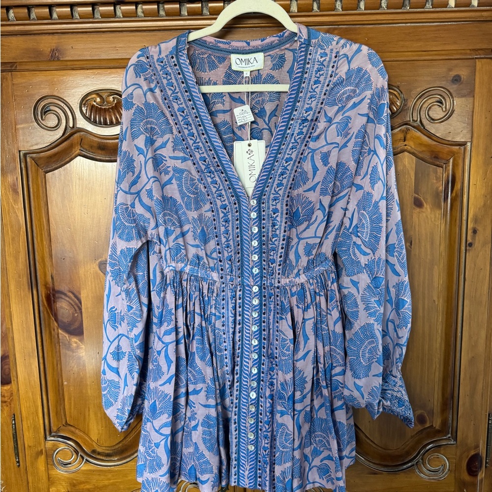 Omika Blue Floral Button-Front Long Sleeve Dress